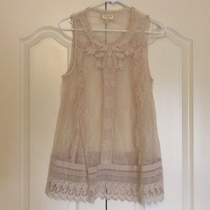 ‼️FINAL SALE‼️Anthropologie embroidered tank/tunic